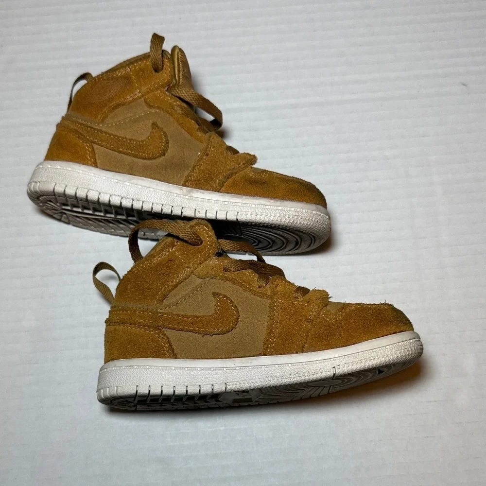 Nike RARE Air Jordan 1 Retro Mid BT Wheat Toddler Shoes Size 8C & 12